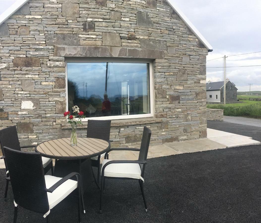 Conway'S Cottage With Sea View Nestling By Cliffs-Of-Moher Liscannor Extérieur photo