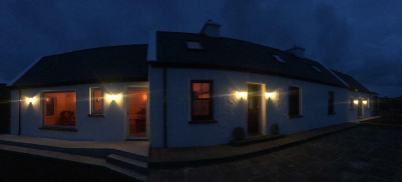 Conway'S Cottage With Sea View Nestling By Cliffs-Of-Moher Liscannor Extérieur photo